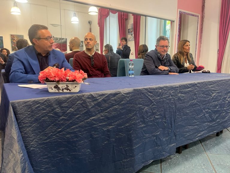 Napoli ricorda Elia Vitale: grande emozione al Clubino per l’evento in memoria dell’ex consigliere e storico esponente politico e sindacale