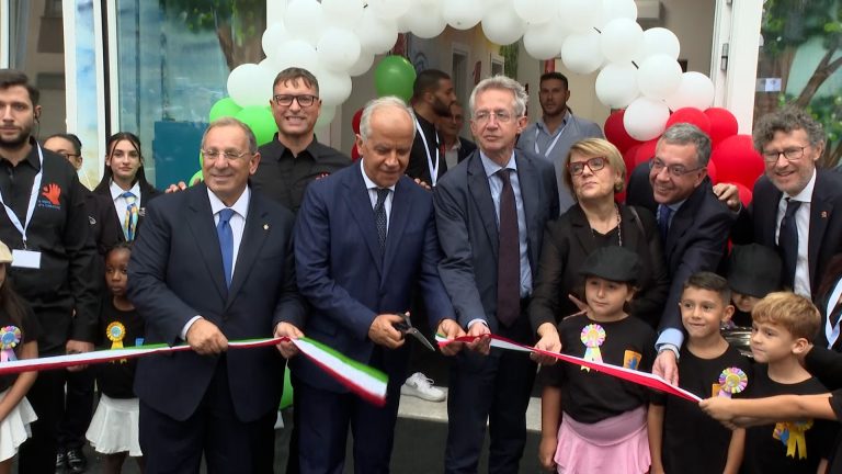 Napoli, inaugurata la ludoteca a Voce de creature in bene confiscato