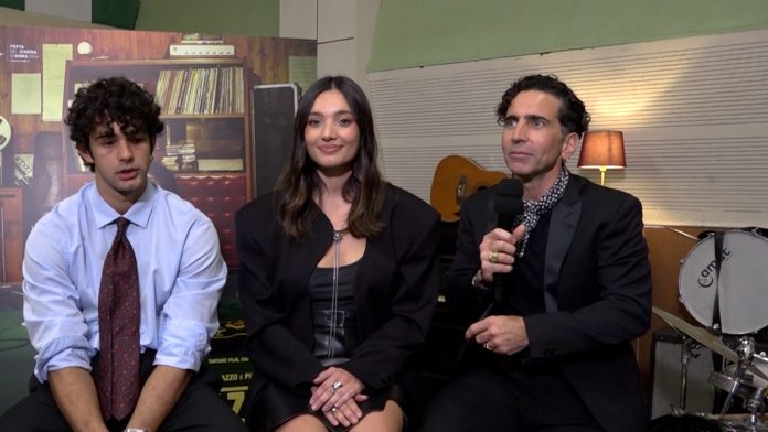 Pino Daniele conquista il box office: gli incassi di Je so' pazzo volano oltre 1,5 milioni Pino Daniele conquista il box office: gli incassi di Je so' pazzo volano oltre 1,5 milioni