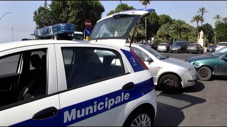 Nuove regole Codice strada, ecco le opinioni dei napoletani