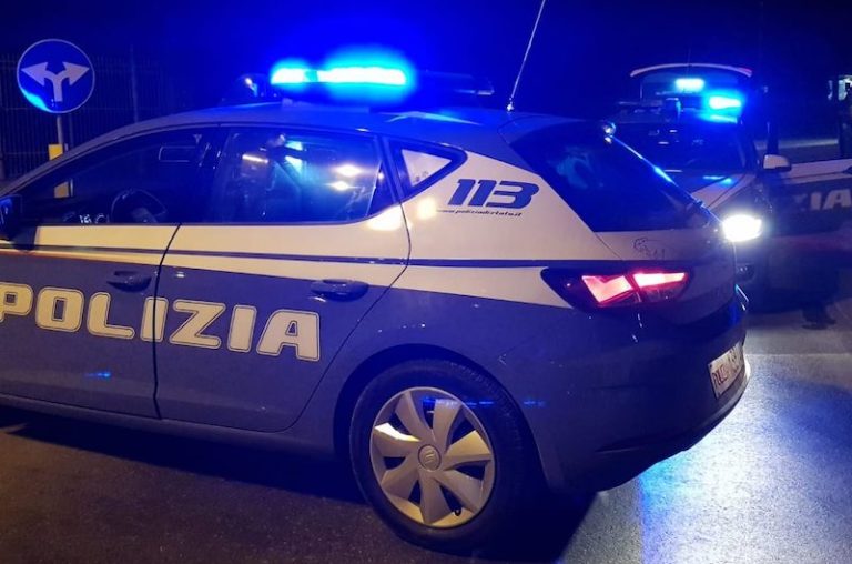 Un auto come centro di spaccio: arrestato un giovane a Pompei